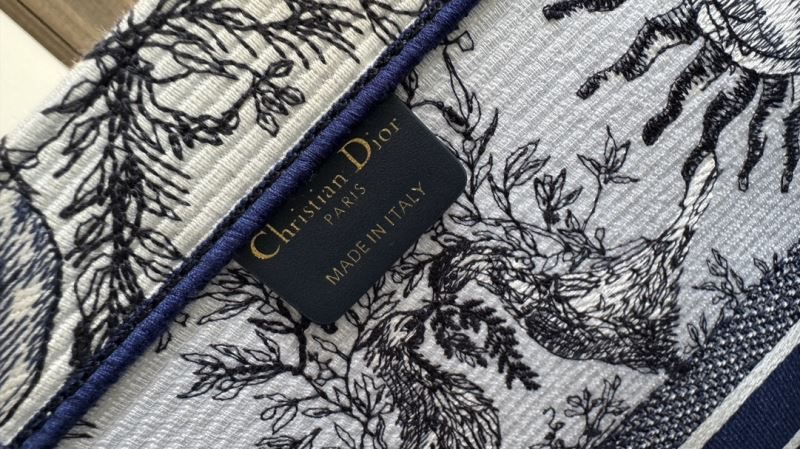 Christian Dior Shopping Bags